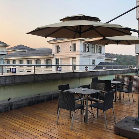 Weijing Express Hotel Csangsu Kültér fotó