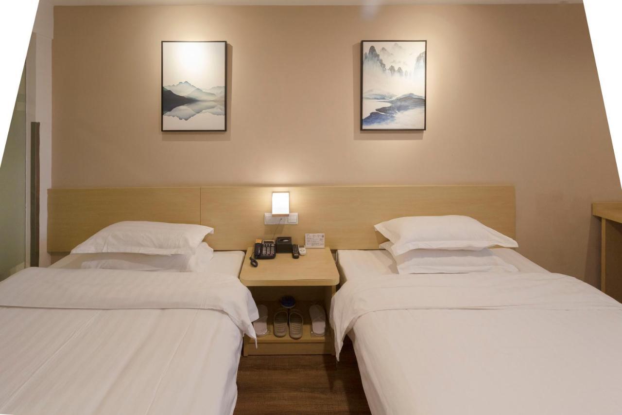 Weijing Express Hotel Csangsu Kültér fotó